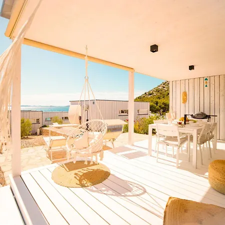 By Interhome